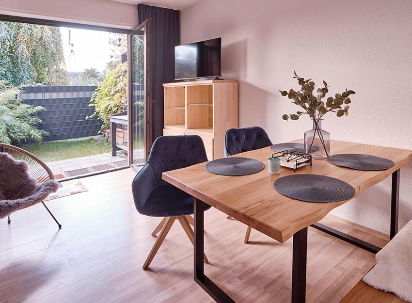 Katarinas House Mit 2 Fewo Stilvoll, Gemuetlich & Zentral Boxspringbett, Parkplatz, Balkon Oder Garten メールス エクステリア 写真