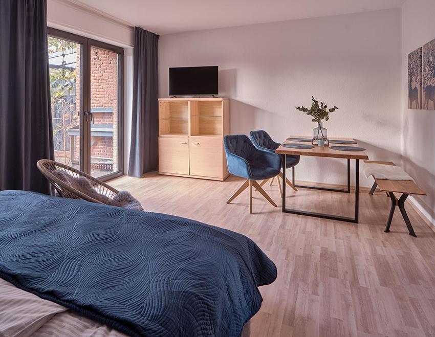 Katarinas House Mit 2 Fewo Stilvoll, Gemuetlich & Zentral Boxspringbett, Parkplatz, Balkon Oder Garten メールス エクステリア 写真