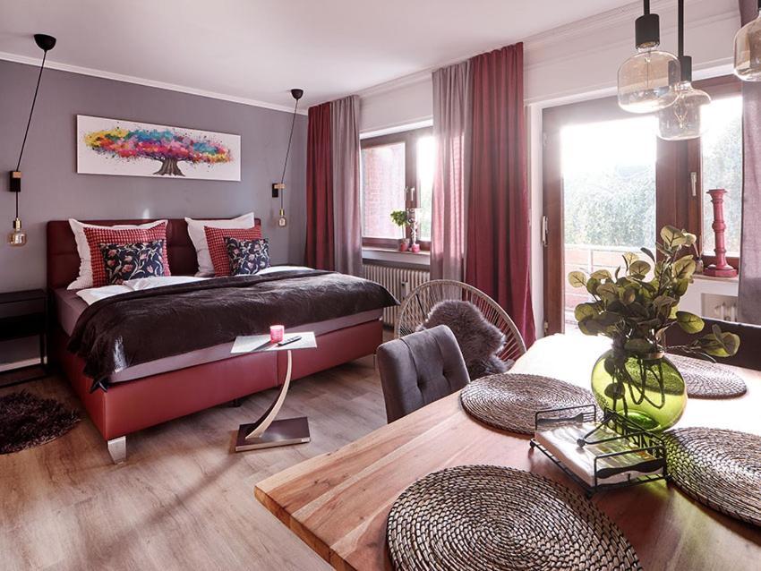 Katarinas House Mit 2 Fewo Stilvoll, Gemuetlich & Zentral Boxspringbett, Parkplatz, Balkon Oder Garten メールス エクステリア 写真